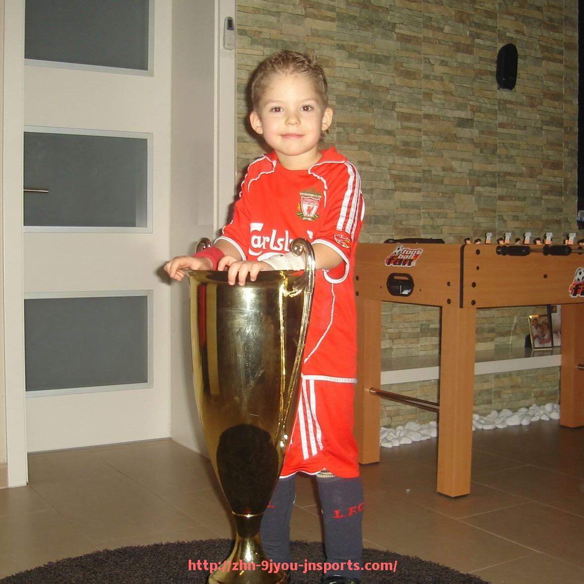 J9九游会登录入口-最新NBA伤病名单，关注球员健康动态与恢复情况